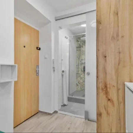 아파트 Apartmenttwoforu *